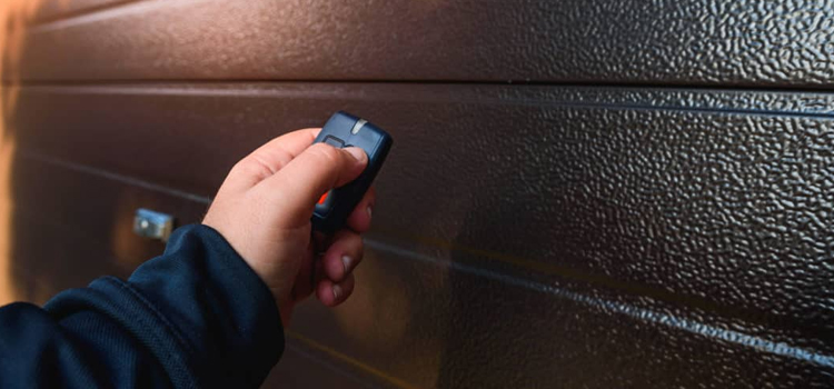 automatic door opener with remote control in Los Gatos